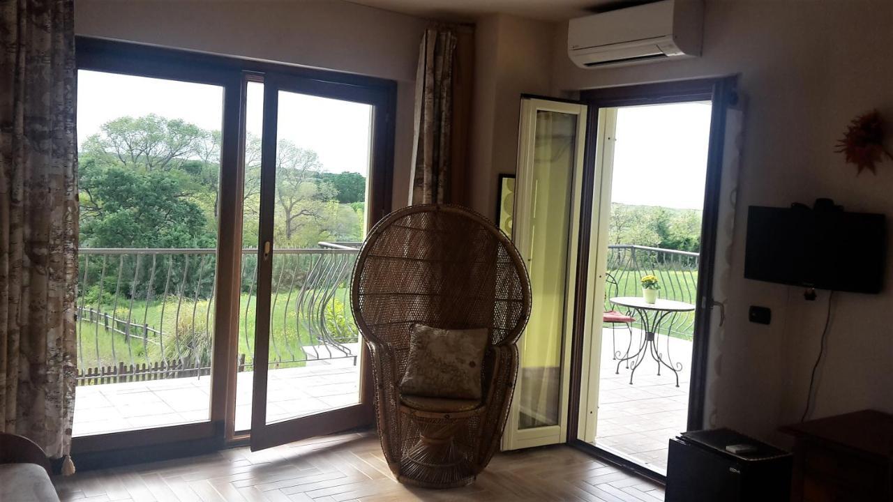 Villa Marianna 瓦斯托 外观 照片